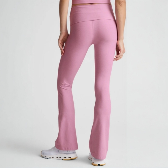 Beyond Yoga Spacedye Foldover Bootcut Pant in baby pink haze heather W's M NWT - Picture 4 of 12